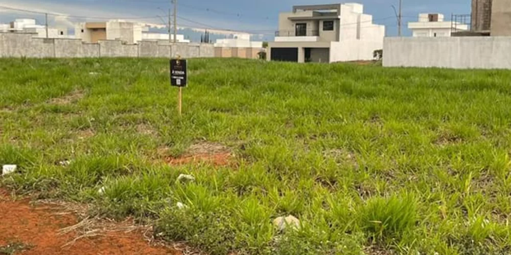 Terreno - Venda - Cidade dos Lagos